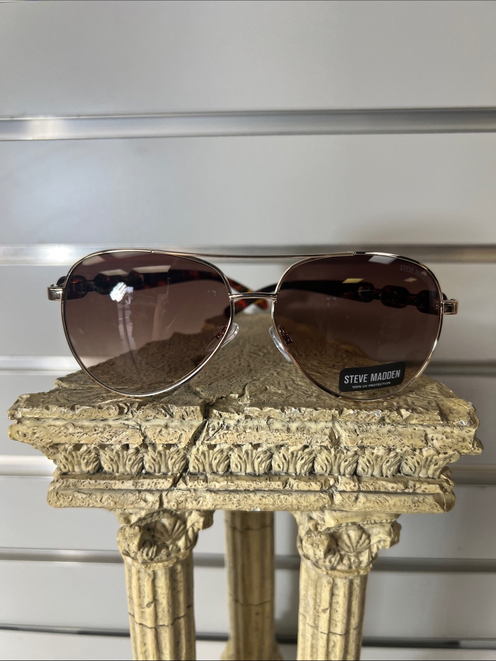 Steve Madden Gold Frame Aviator with Brown Gradient Lenses